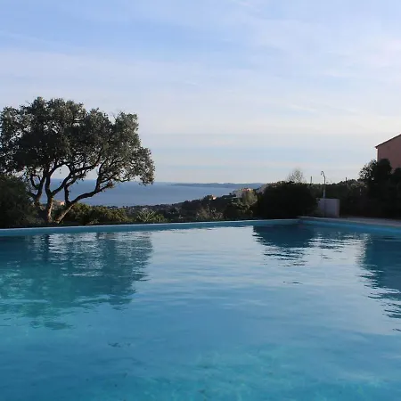 Maison Mitoyenne T3 Avec Piscine, Clim, Parking, Animaux Acceptés - Fr-1-768-21 * Les Issambres