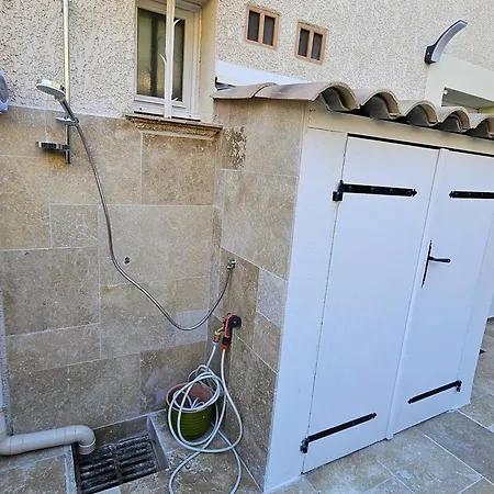 Maison Mitoyenne T3 Avec Piscine, Clim, Parking, Animaux Acceptes - Fr-1-768-21