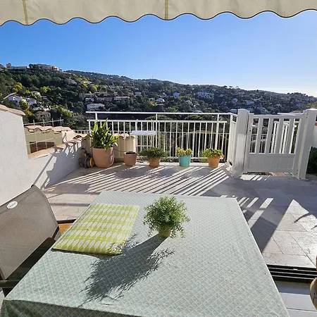 Vakantiehuis Maison Mitoyenne T3 Avec Piscine, Clim, Parking, Animaux Acceptes - Fr-1-768-21